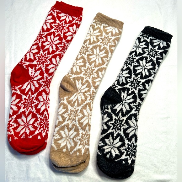 NWOT Bundle of 3 Banana Republic 100% Cotton Fair Aisle Socks Sz 5-9 Foot - Picture 1 of 2